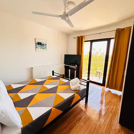 Casa Irina Costinesti Апартаменты *
