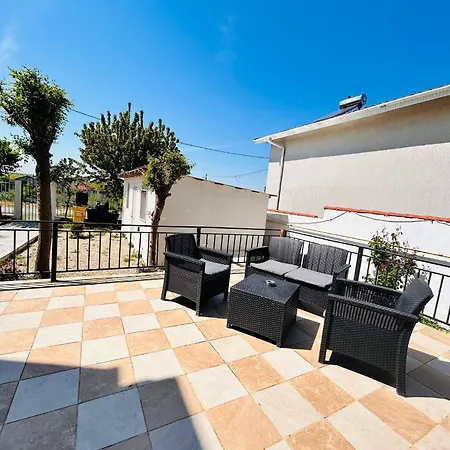 Casa Irina Costinesti Апартаменты Schitu