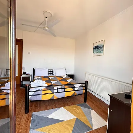 Casa Irina Costinesti * Schitu