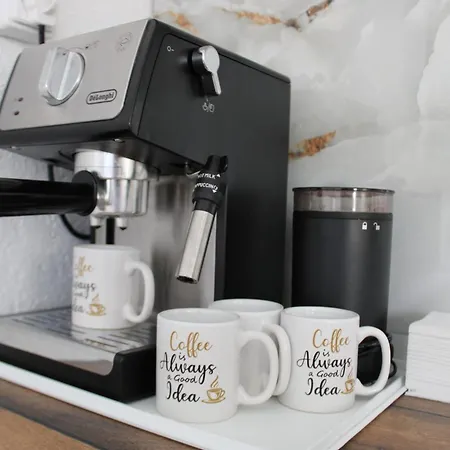 Casa Irina Costinesti * Schitu